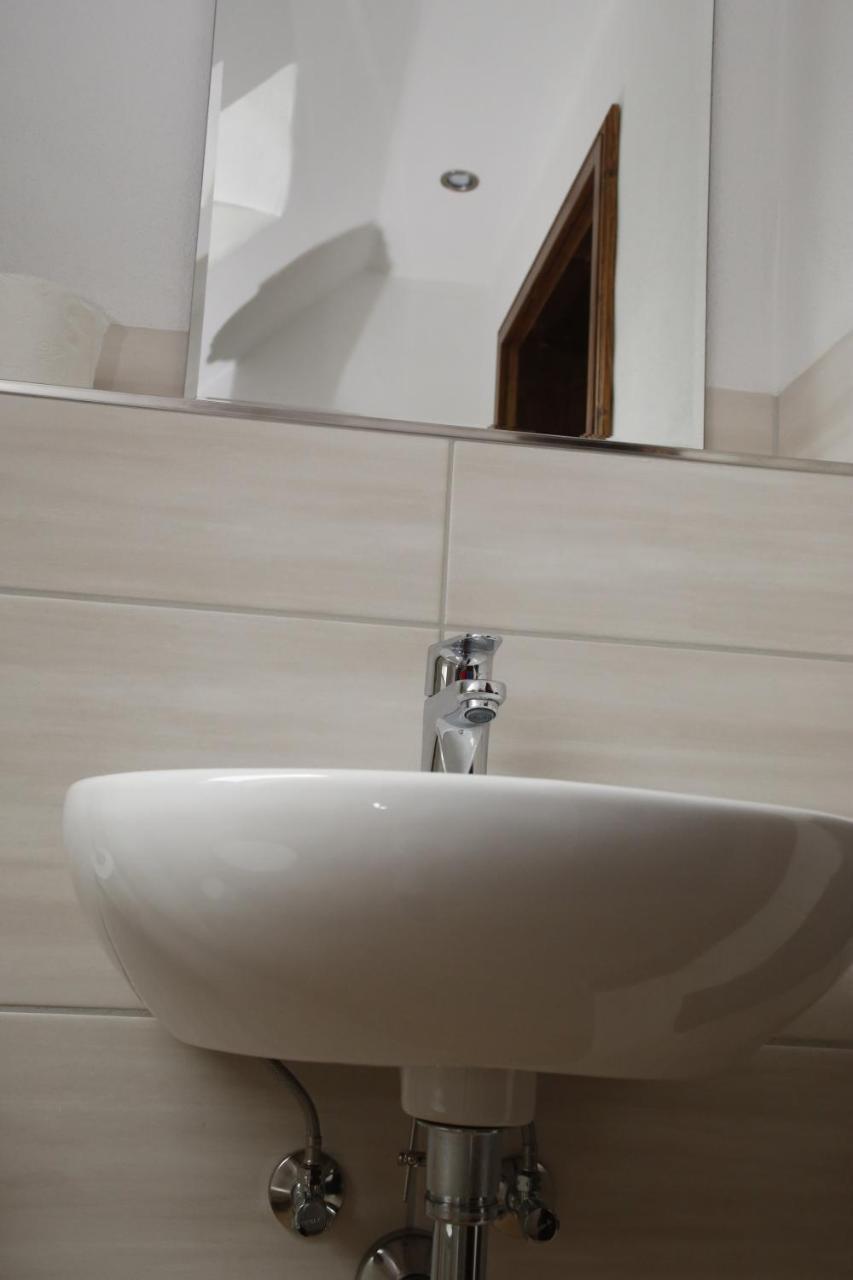 Altes -Haus Apartment Gattendorf Bagian luar foto