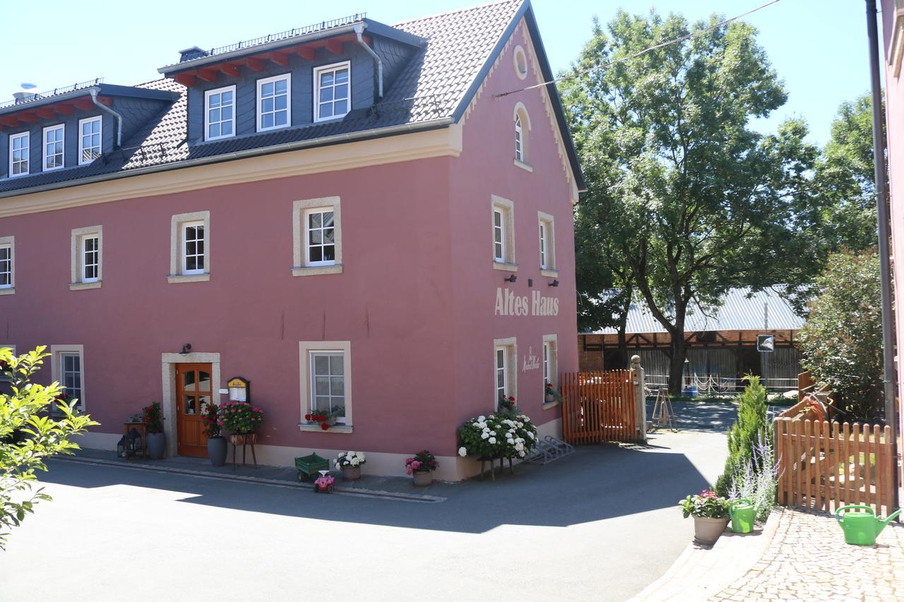 Altes -Haus Apartment Gattendorf Bagian luar foto